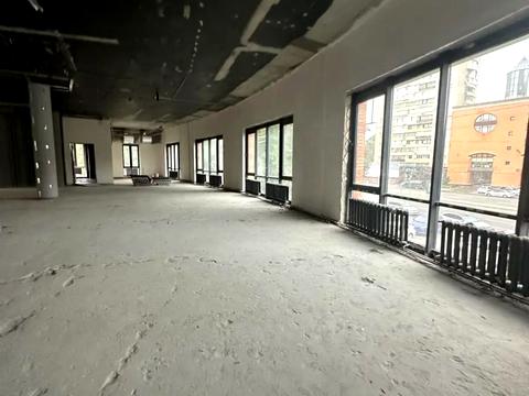 комерційна за адресою Лесі Українки бульв., 23-Б