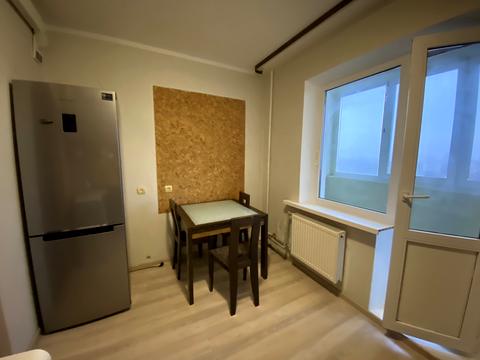 квартира за адресою Калинова вул., 8