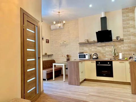 квартира за адресою Володимира Моссаковського вул. (Клари Цеткін), 7