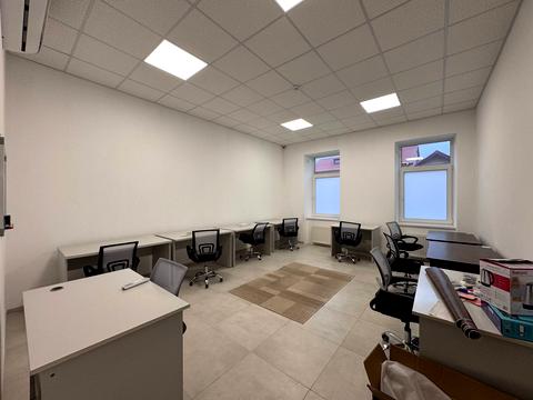 коммерческая по адресу Жовковская ул. (Декабристов), 22