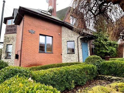 будинок за адресою Лесі Українки