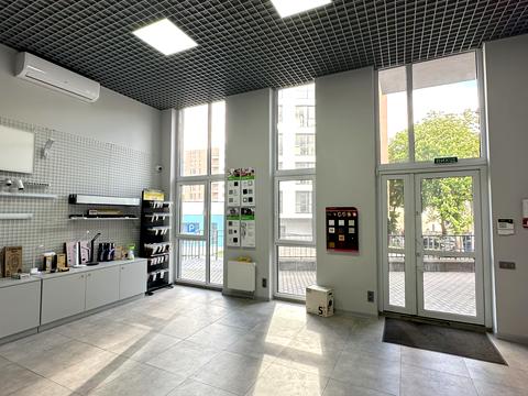 коммерческая по адресу Олены Степанивны ул. (Ленинградская), 10