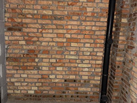 квартира за адресою Українська вул., 12/4