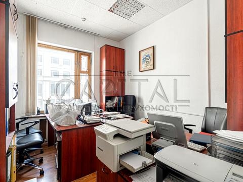 комерційна за адресою Велика Васильківська вул. (Червоноармійська), 74