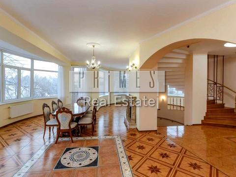 будинок за адресою Анатолія Солов'яненка вул.