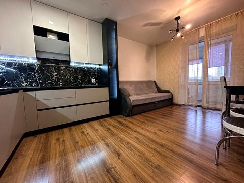 квартира по адресу Героїв Чорнобиля ул., 3