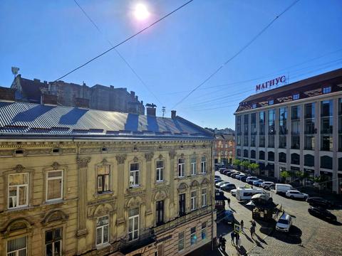 квартира за адресою Пантелеймона Куліша вул., 1