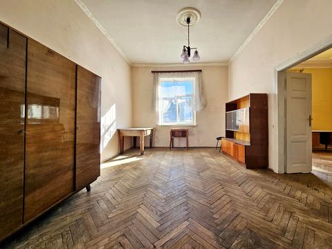 квартира за адресою Пантелеймона Куліша вул., 1