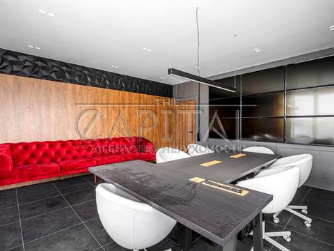 комерційна за адресою Кловський узвіз (Кловський), 7a