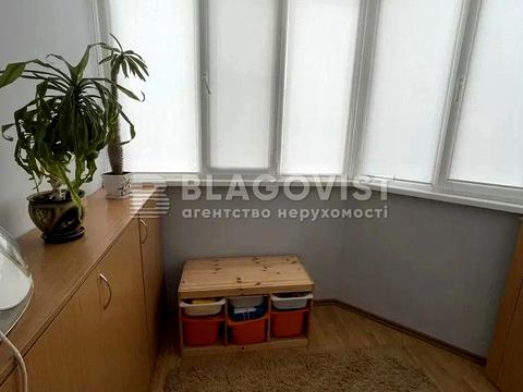 квартира за адресою Олени Пчілки вул., 2