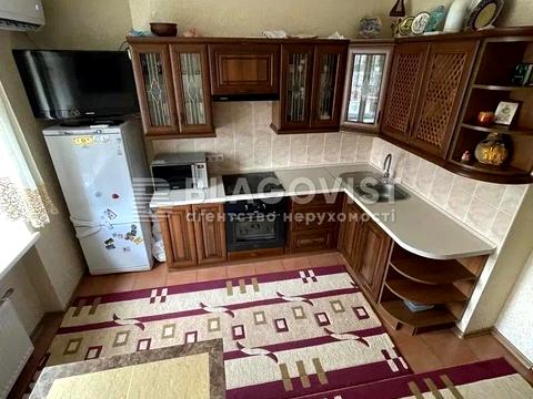 квартира за адресою Олени Пчілки вул., 2