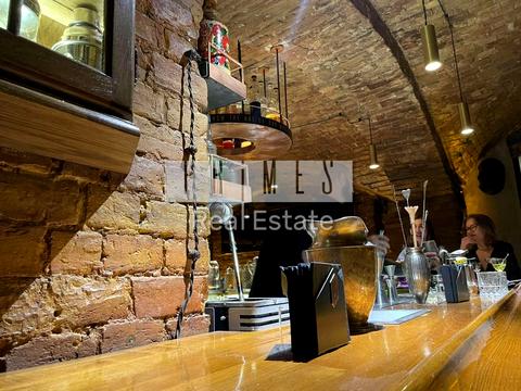 комерційна за адресою Тараса Шевченка бульв., 1