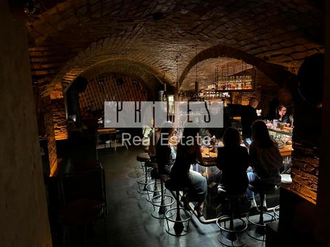 комерційна за адресою Тараса Шевченка бульв., 1