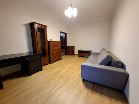 квартира за адресою Велика Васильківська вул. (Червоноармійська), 132