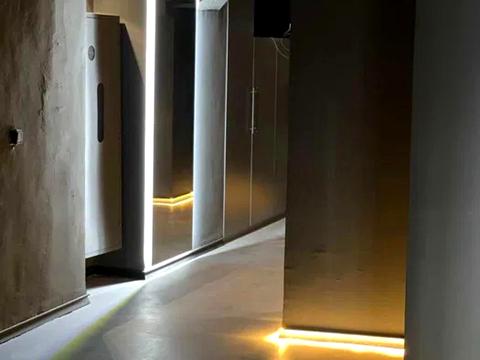 комерційна за адресою Ділова вул. (Димитрова), 26