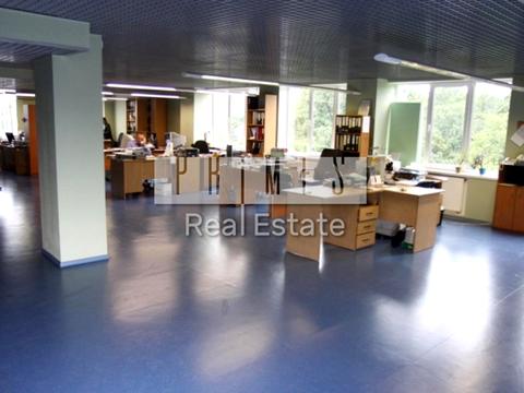 коммерческая по адресу Лісова ул., 2