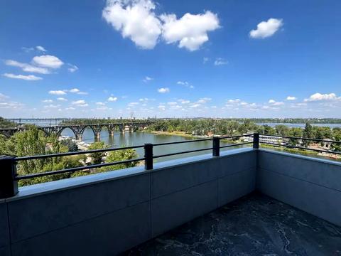 квартира за адресою Яружна вул., 15