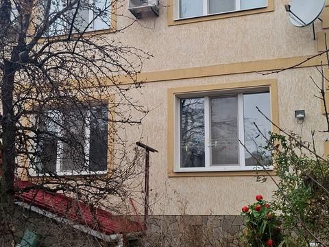 будинок за адресою Польова