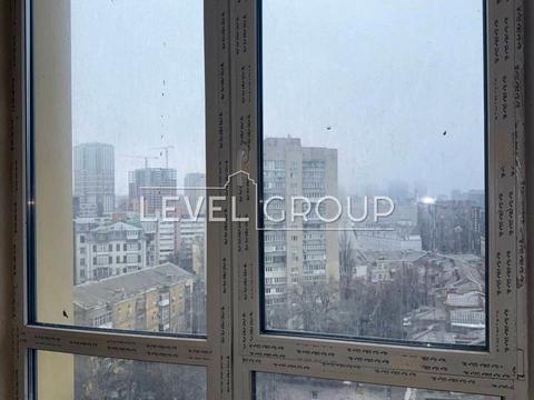 коммерческая по адресу Жилянская ул., 68