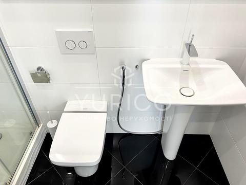 квартира за адресою Андрія Верхогляда вул. (Михайла Драгомирова), 9