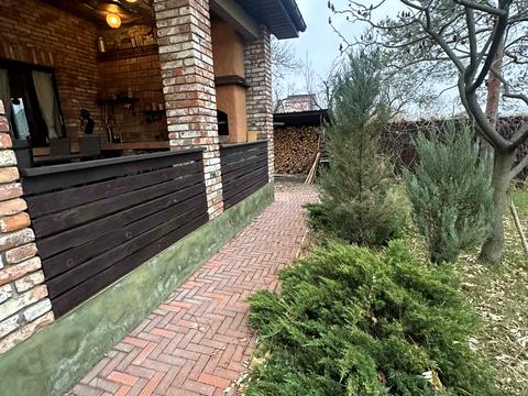 будинок за адресою Врожайна вул.