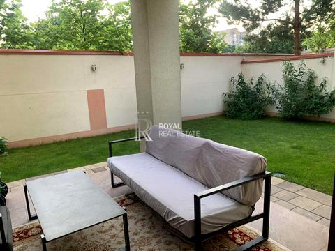 будинок за адресою Товарна вул., 24Б