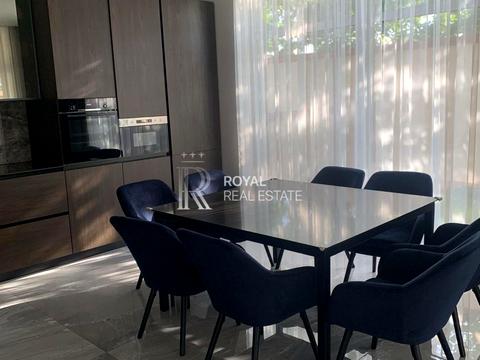 будинок за адресою Товарна вул., 24Б