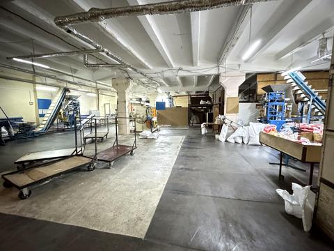 комерційна за адресою Підгородне, робоча, 80