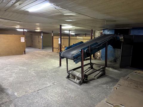 комерційна за адресою Підгородне, робоча, 80