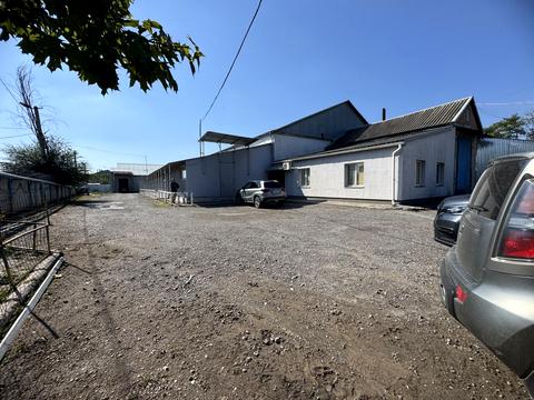 комерційна за адресою Підгородне, робоча, 80