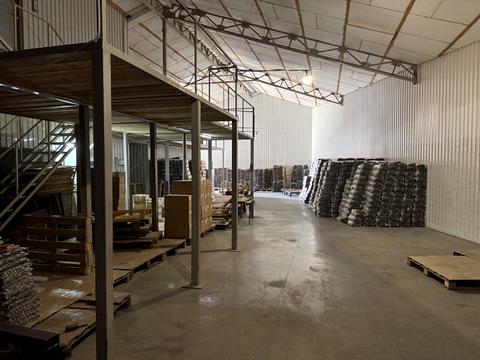 комерційна за адресою Підгородне, робоча, 80