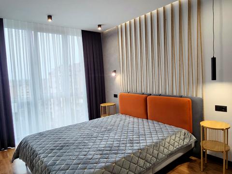 квартира за адресою Степана Бандери вул., (Будинок 4)