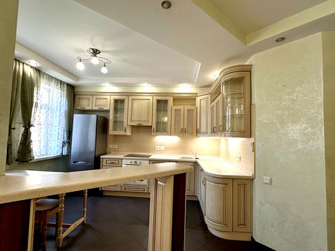 квартира за адресою Олександра Мишуги вул., 2