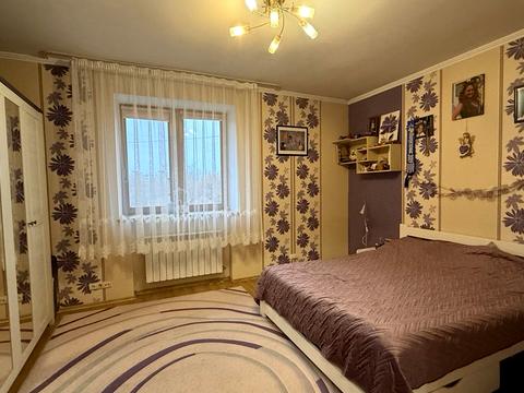 квартира за адресою Тролейбусна вул., 7