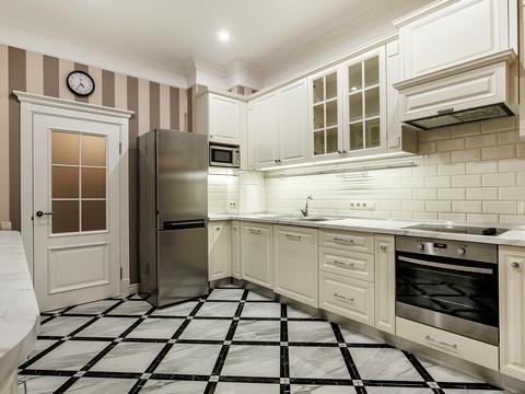 квартира за адресою Андрія Верхогляда вул. (Михайла Драгомирова), 2-А