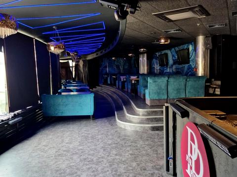 комерційна за адресою Басейна вул., 2