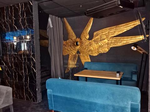 комерційна за адресою Басейна вул., 2