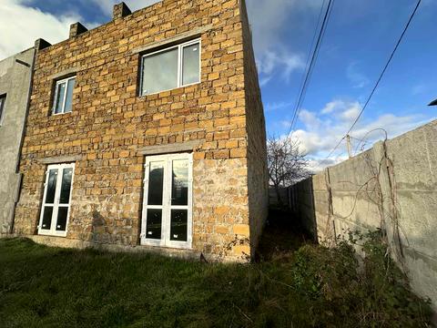 будинок за адресою с. Молодіжне, пер. Заічий