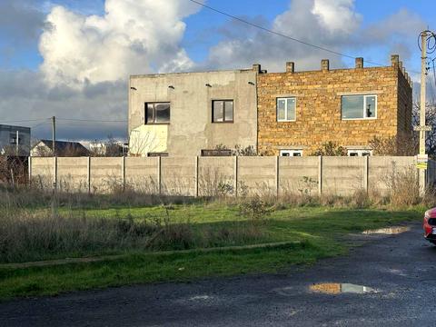 будинок за адресою с. Молодіжне, пер. Заічий