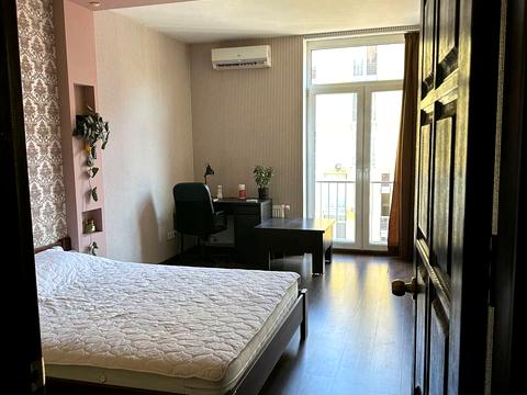 квартира за адресою Регенераторна вул., 4к2