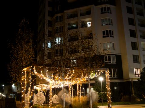 комерційна за адресою Ольги Кобилянської вул. (Достоєвського), 1-В/19