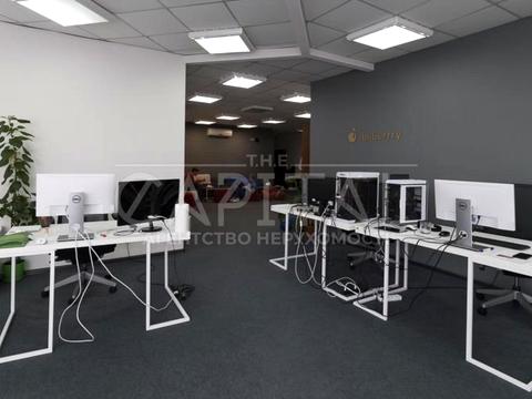 комерційна за адресою Велика Васильківська вул. (Червоноармійська), 72