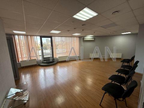 комерційна за адресою Тараса Шевченка бульв., 33-Б