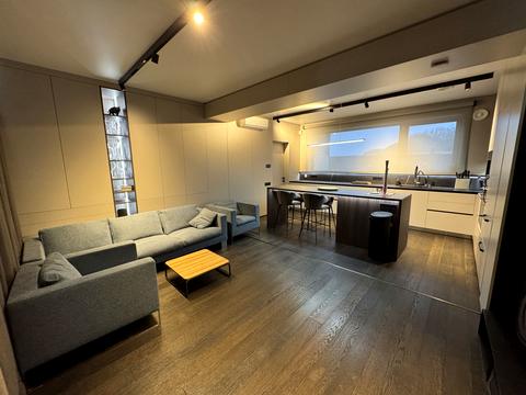 дом по адресу  ул.