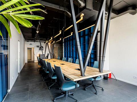 комерційна за адресою Кловський узвіз (Кловський), 7a