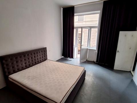 квартира по адресу Александра Доброго ул., 7