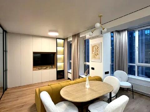 квартира по адресу Героев Небесной Сотни просп., (Будинок 14/2)