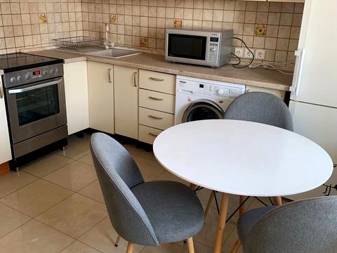 квартира за адресою Лариси Руденко вул., 21