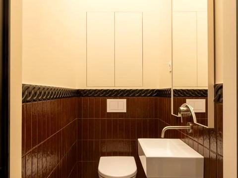 коммерческая по адресу Саксаганского ул., 35