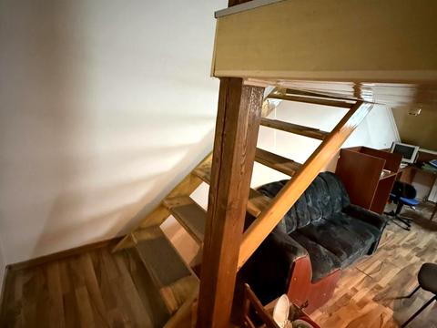 комерційна за адресою Августина Волошина вул., 2